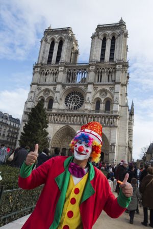 notre dame clown sm.jpg